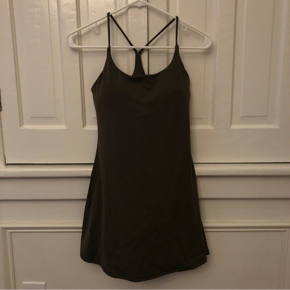 Halara Everyday Cloudful Fabric Backless 2-in-1 Flare Workout Dress-Wannabe - Picture 4 of 9